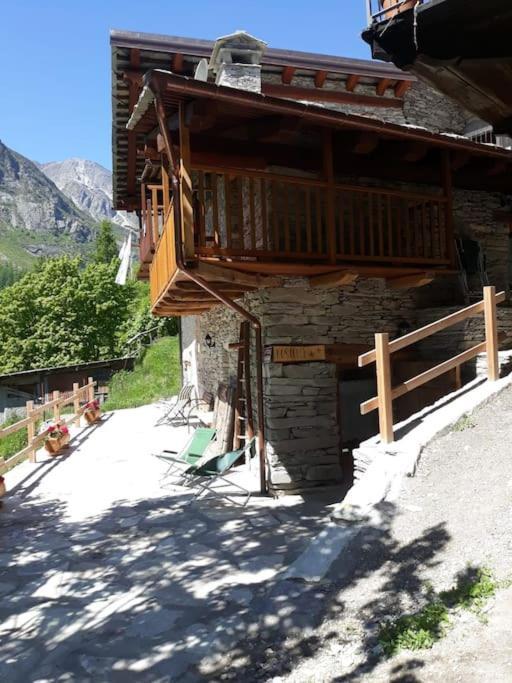 L'Estela Meleze Esterno foto