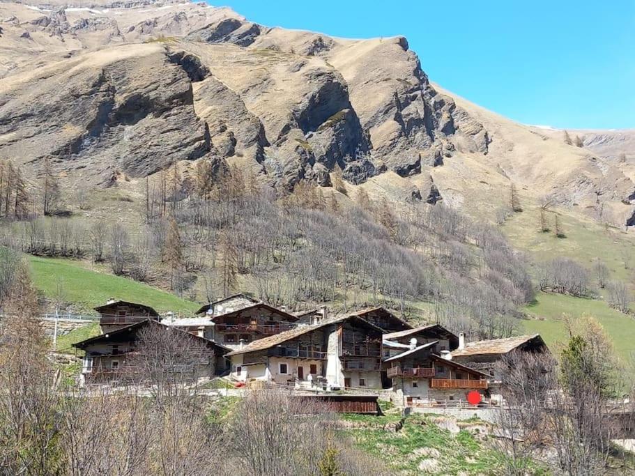 L'Estela Meleze Esterno foto